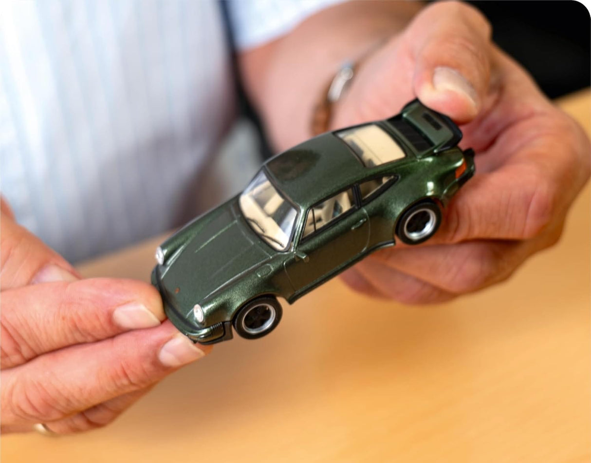 Franzis 1/43 Porsche 911 Turbo Oak Advent Calendar