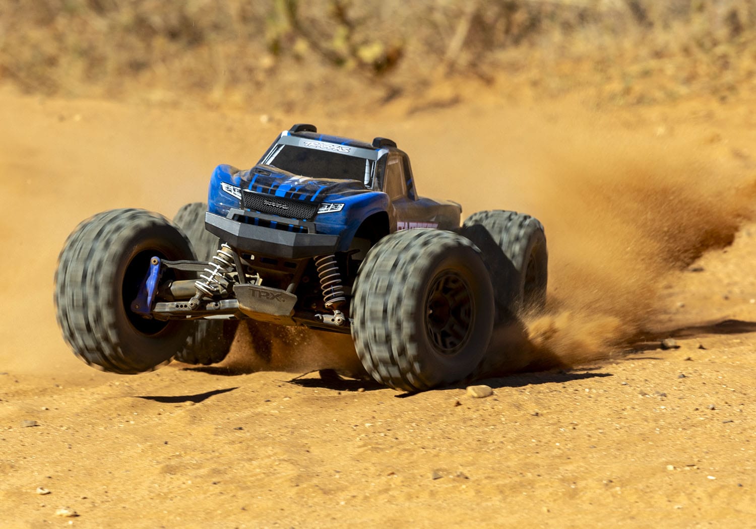 Traxxas Stampede 4x4 BL-2S Brushless (2S Combo Paket)