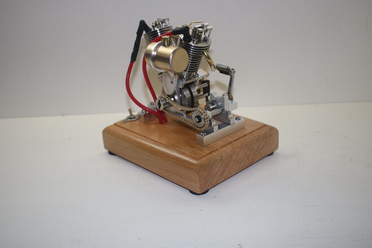 Microcosm V-Twin Mini Hoglet Benzinli Motor