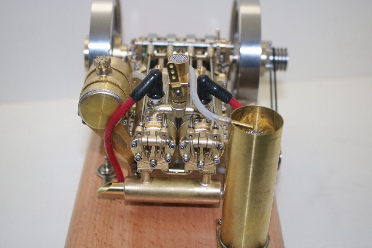 Microcosm Dikey Çift Silindirli Benzinli Motor H76