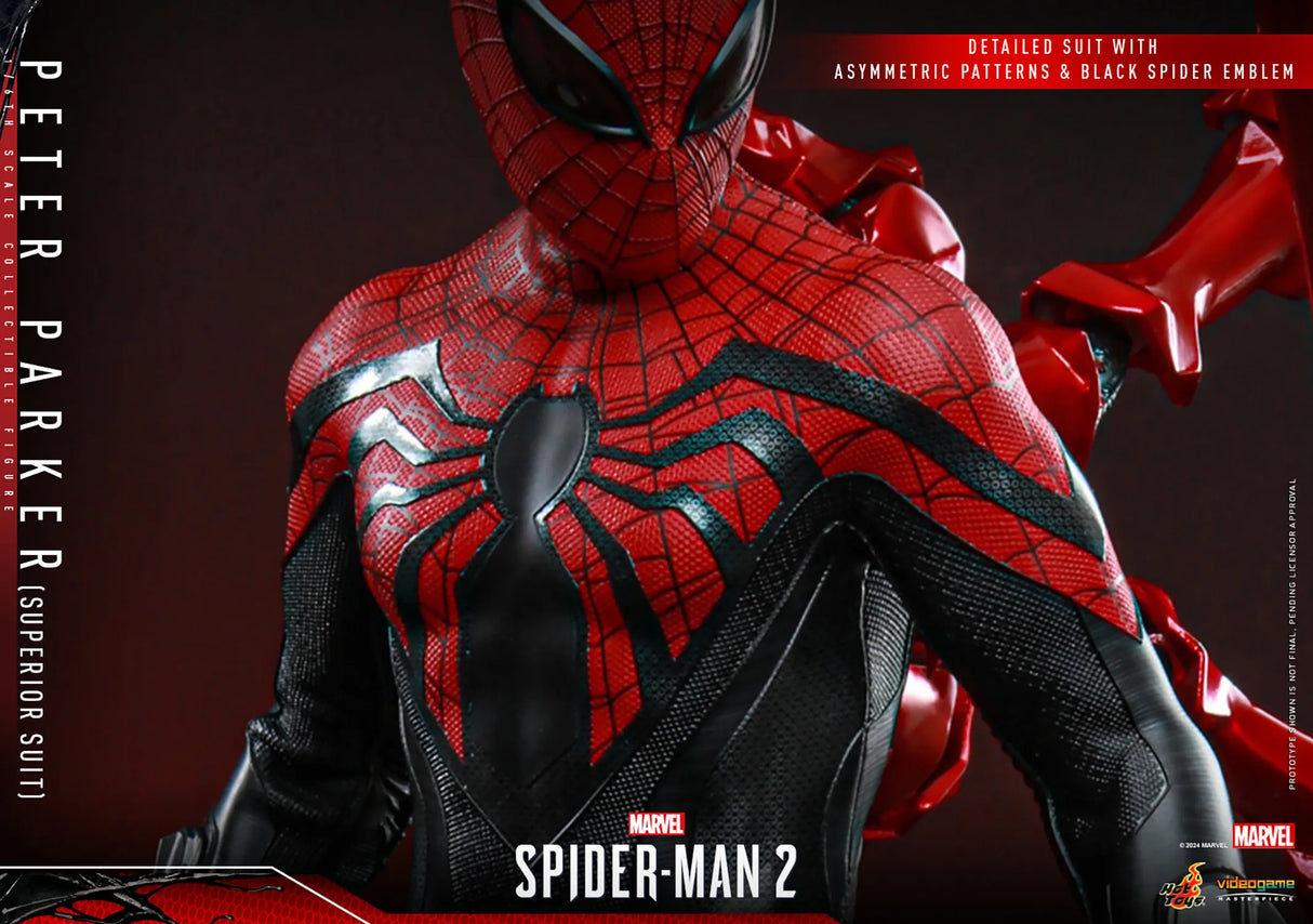 Hot Toys 1/6 Spiderman Peter Parker (Superior Suit)