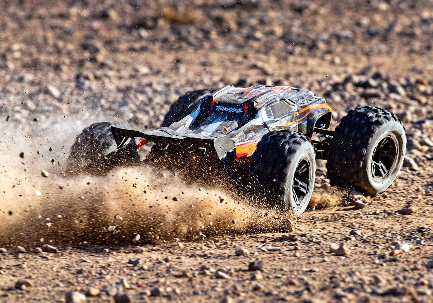 Traxxas Sledge 1/8 4WD (6S Combo Paket)