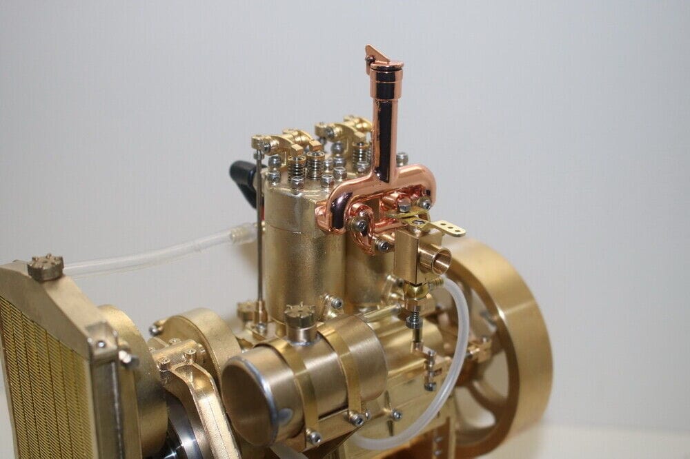 Microcosm Dikey Çift Silindirli Benzinli Motor H74