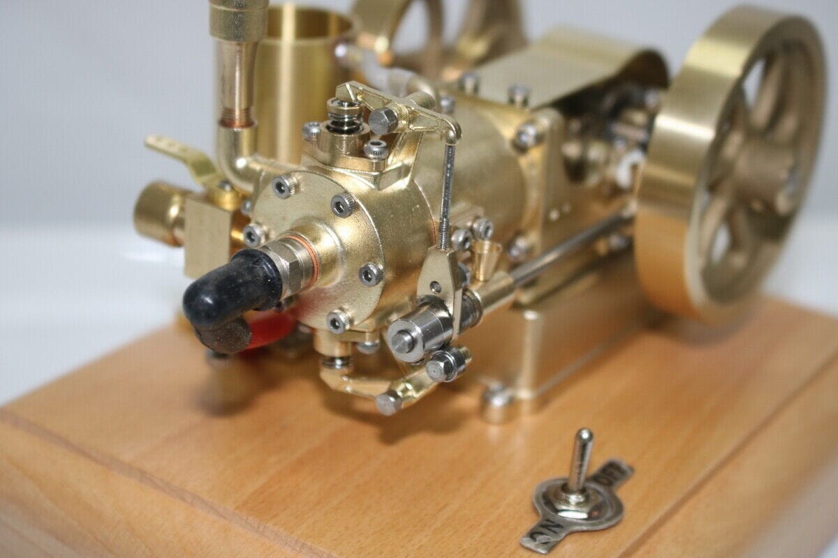 Microcosm Mini M25 Benzinli Motor