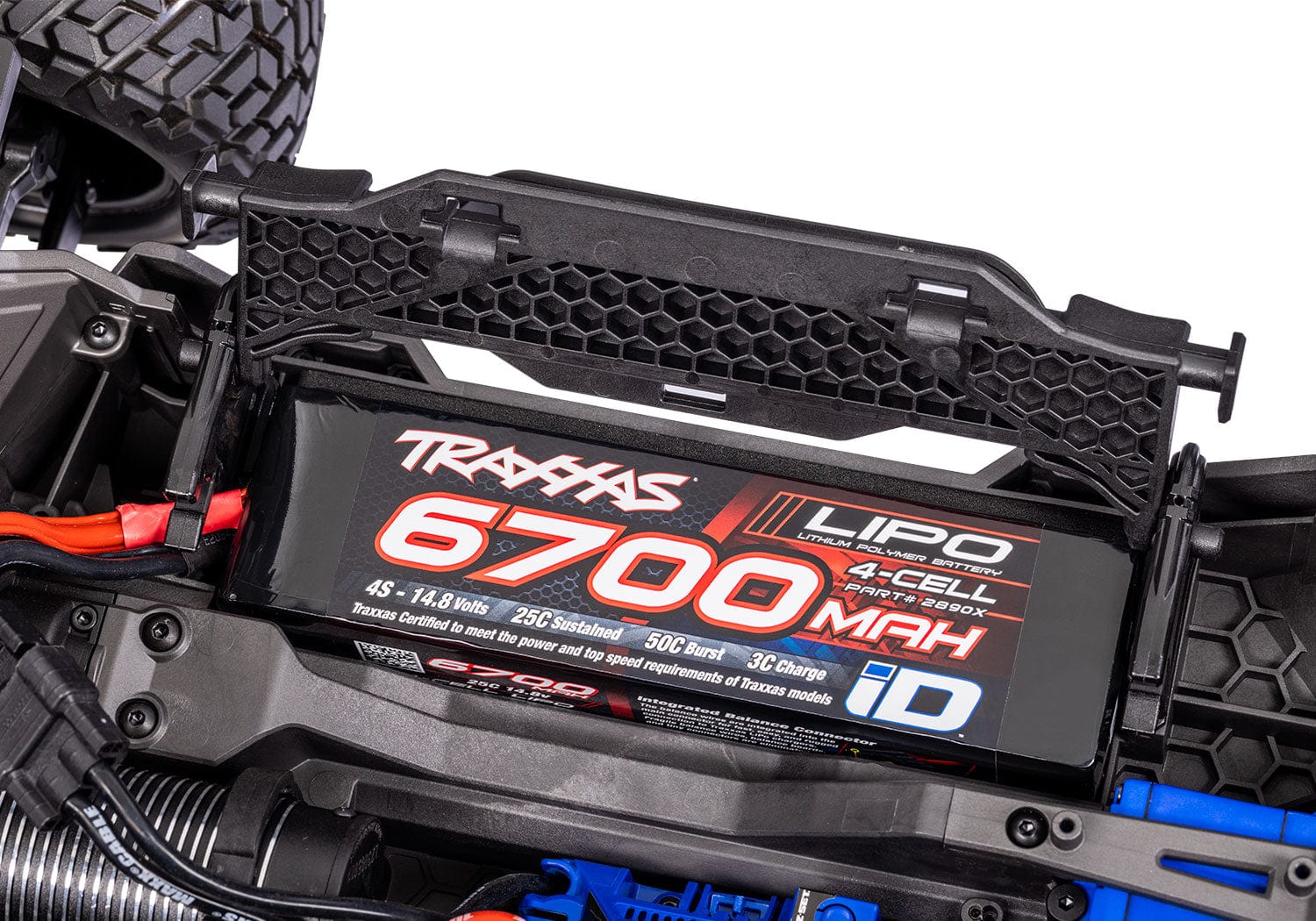 [Motor] Traxxas Maxx Slash 6S - 4S 6700mAh LiPo batarya yuvasına takılı görünüm