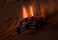 [Action] Traxxas Funco Sand Car - turuncu model gece whip ışıklarıyla kumda
