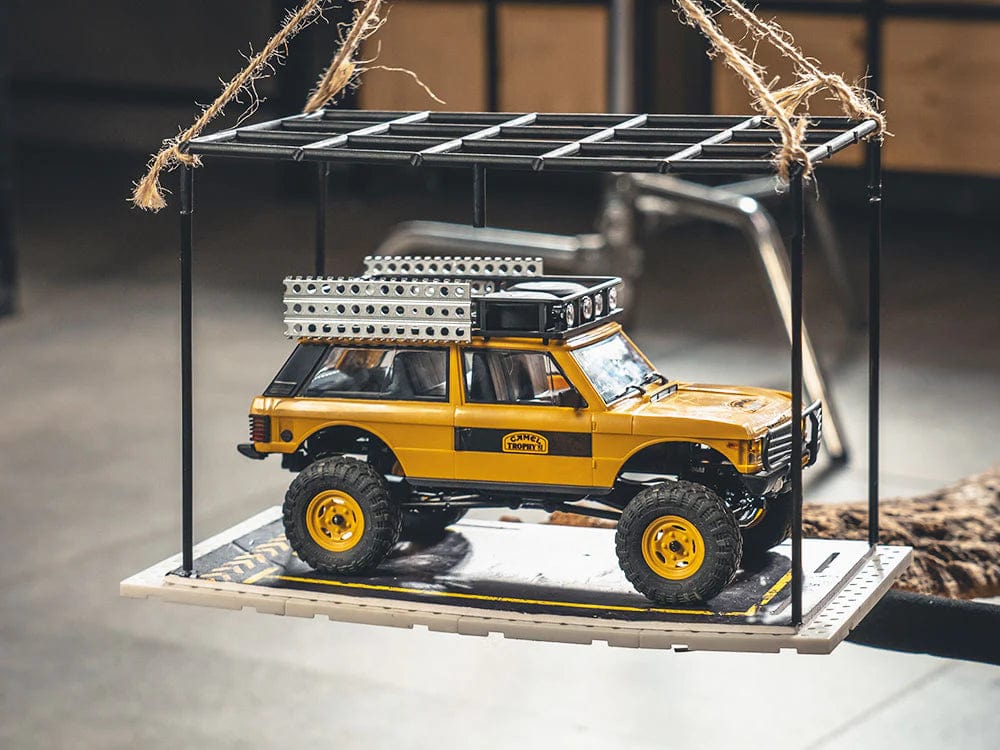 1/24 FCX24M Land Rover Defender 90 Camel Trophy Edition RTR