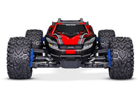 [Dış] Traxxas Rustler Combo - kırmızı kaportalı stüdyo çekimi, önden görünüm