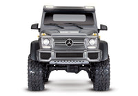 [Dış] Traxxas G63 6x6 - gümüş stüdyo önden görünüm