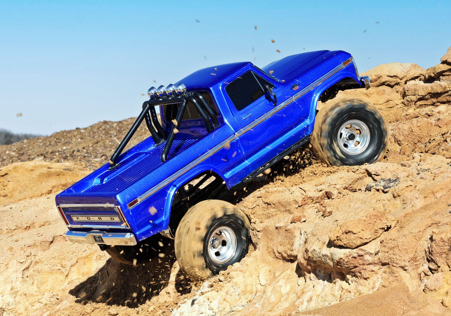 [Action] Traxxas F-150 Ranger - kumlu yokuş tırmanışı
