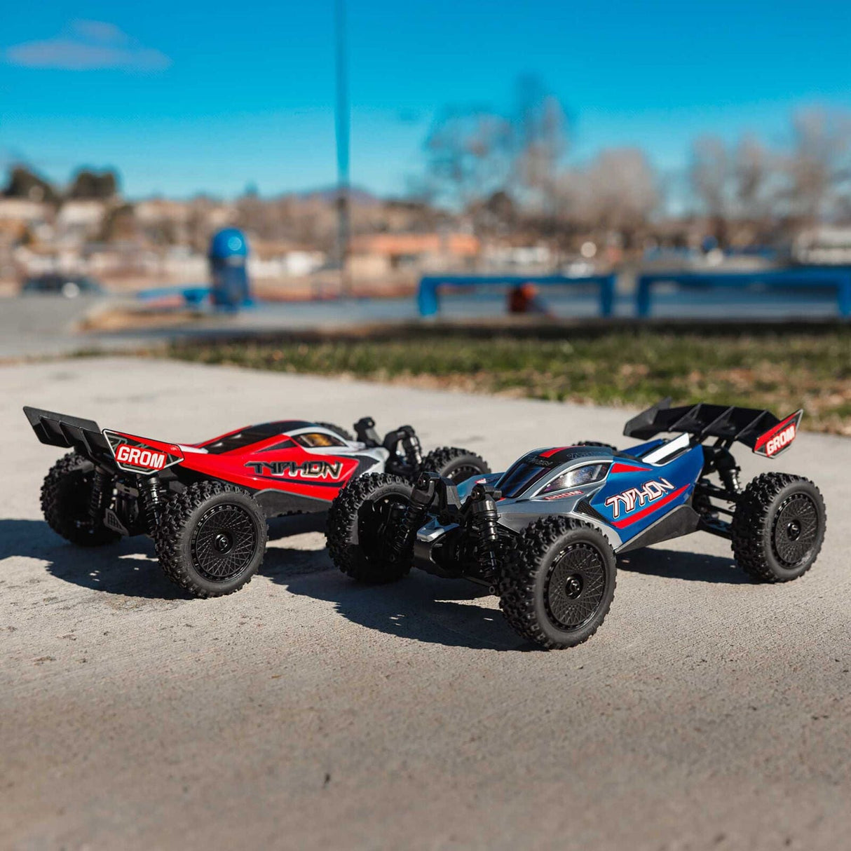 ARRMA RC 1/14 TYPHON GROM 4X4 RTR Brushed Buggy