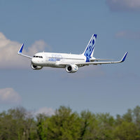 [Dış] E-Flite Airbus A320neo Twin 64mm EDF - Apron üzerinde diğer uçaklarla birlikte