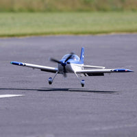 [Havada] E-Flite RV-7 1.1m - Pistte kalkış/iniş anı