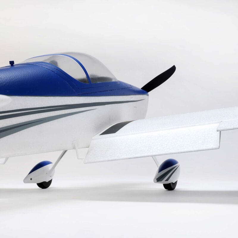 [Detay] E-Flite RV-7 1.1m - Kokpit ve kanat kökü yan görünüm detay