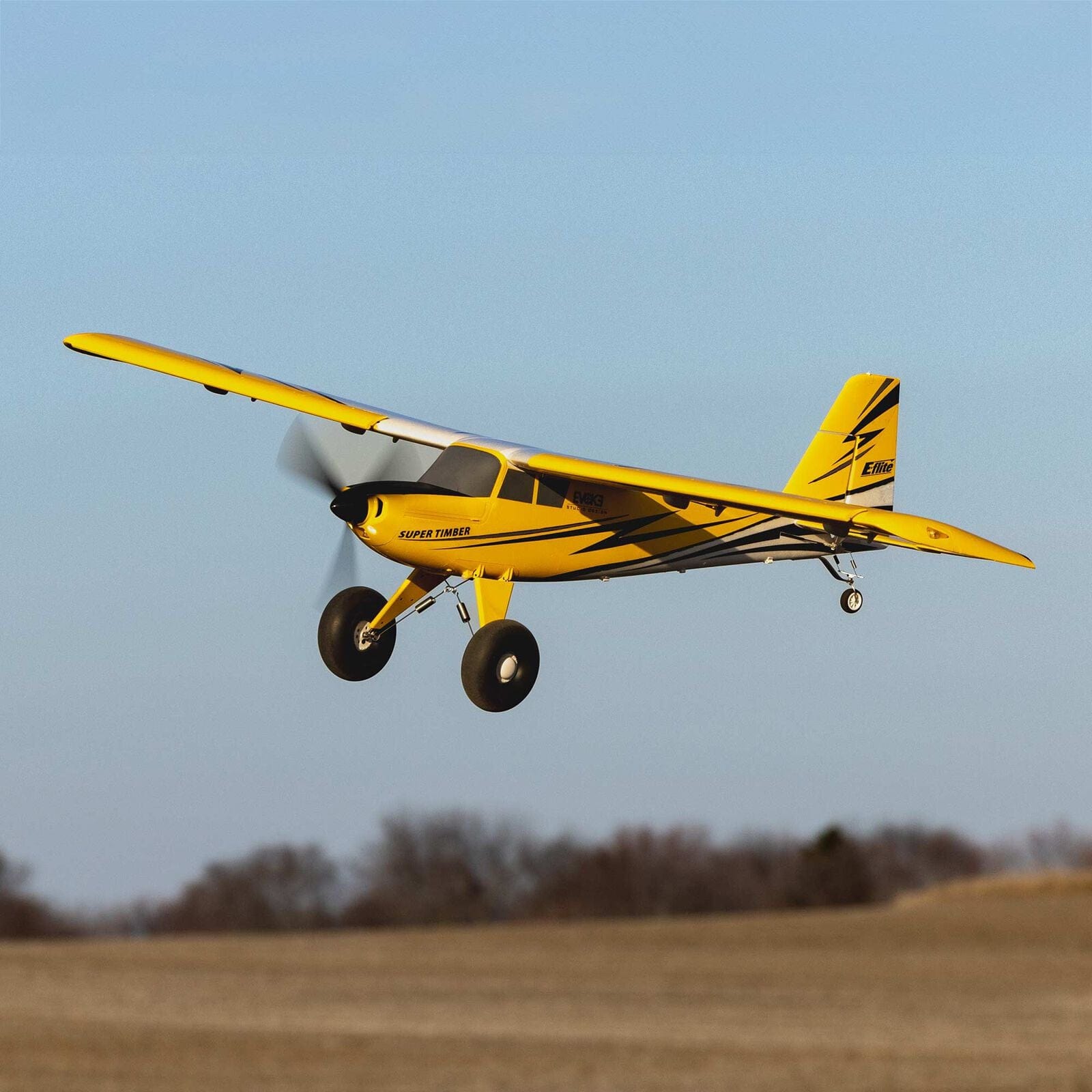 [Havada] E-Flite Super Timber 1.7m - Kalkış anında alçak irtifa uçuşu