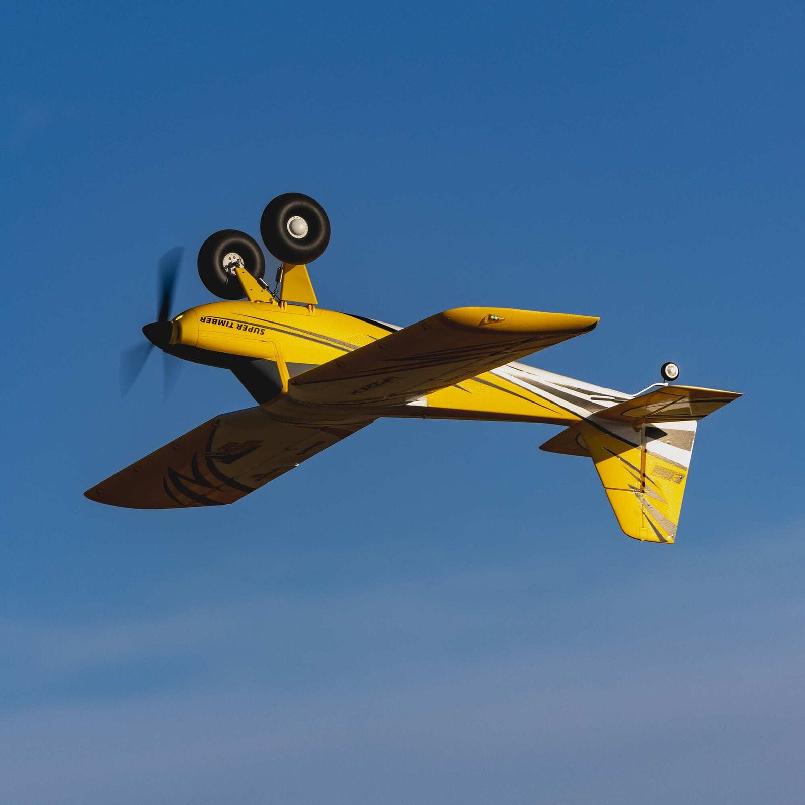 [Havada] E-Flite Super Timber 1.7m - Ters uçuş akrobasi manevraları