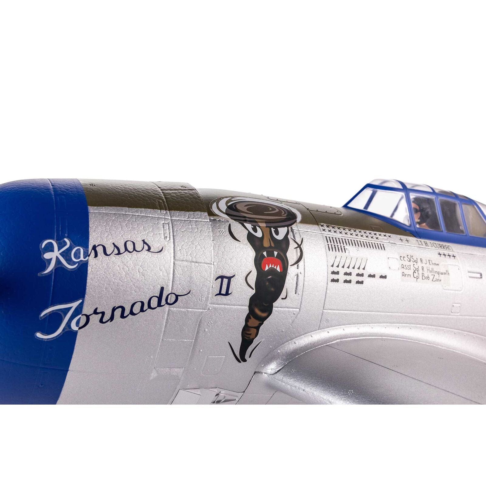 [Detay] E-flite P-47 Razorback 1.2m - Kansas Tornado II burun sanatı ve nose art yakın çekim