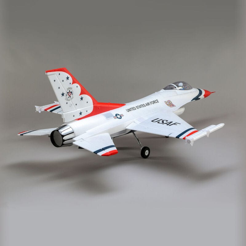 [Dış] E-flite F-16 Thunderbirds 70mm EDF - Yandan görünüm, stüdyo çekimi