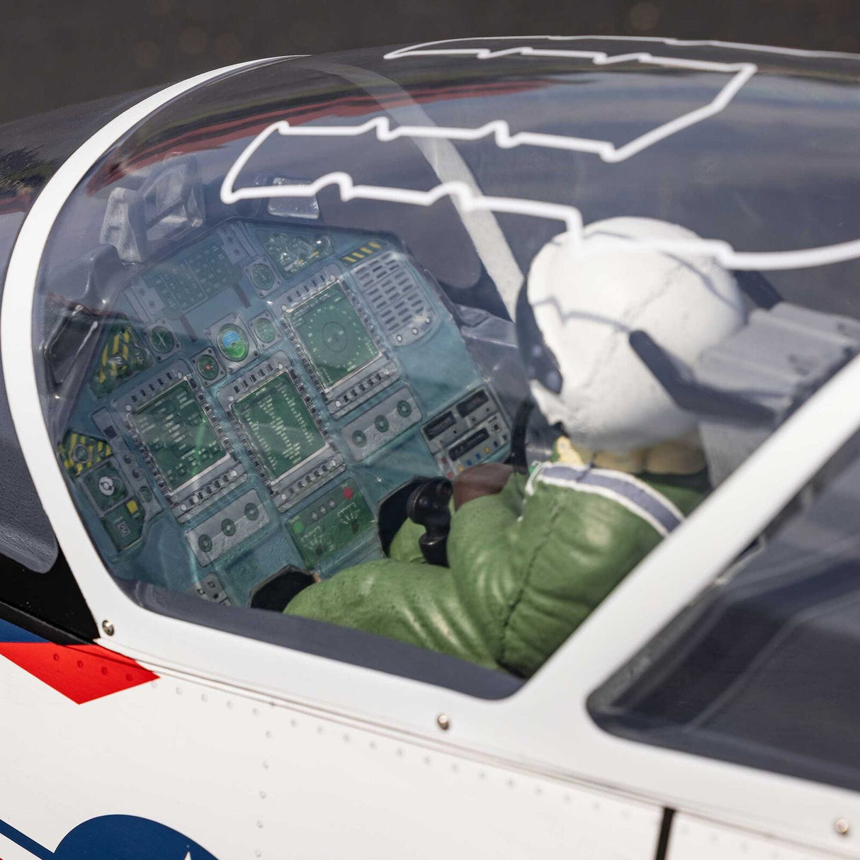 Hangar9 Hawk/T-45 140-160N ARF w/ İniş Takımı