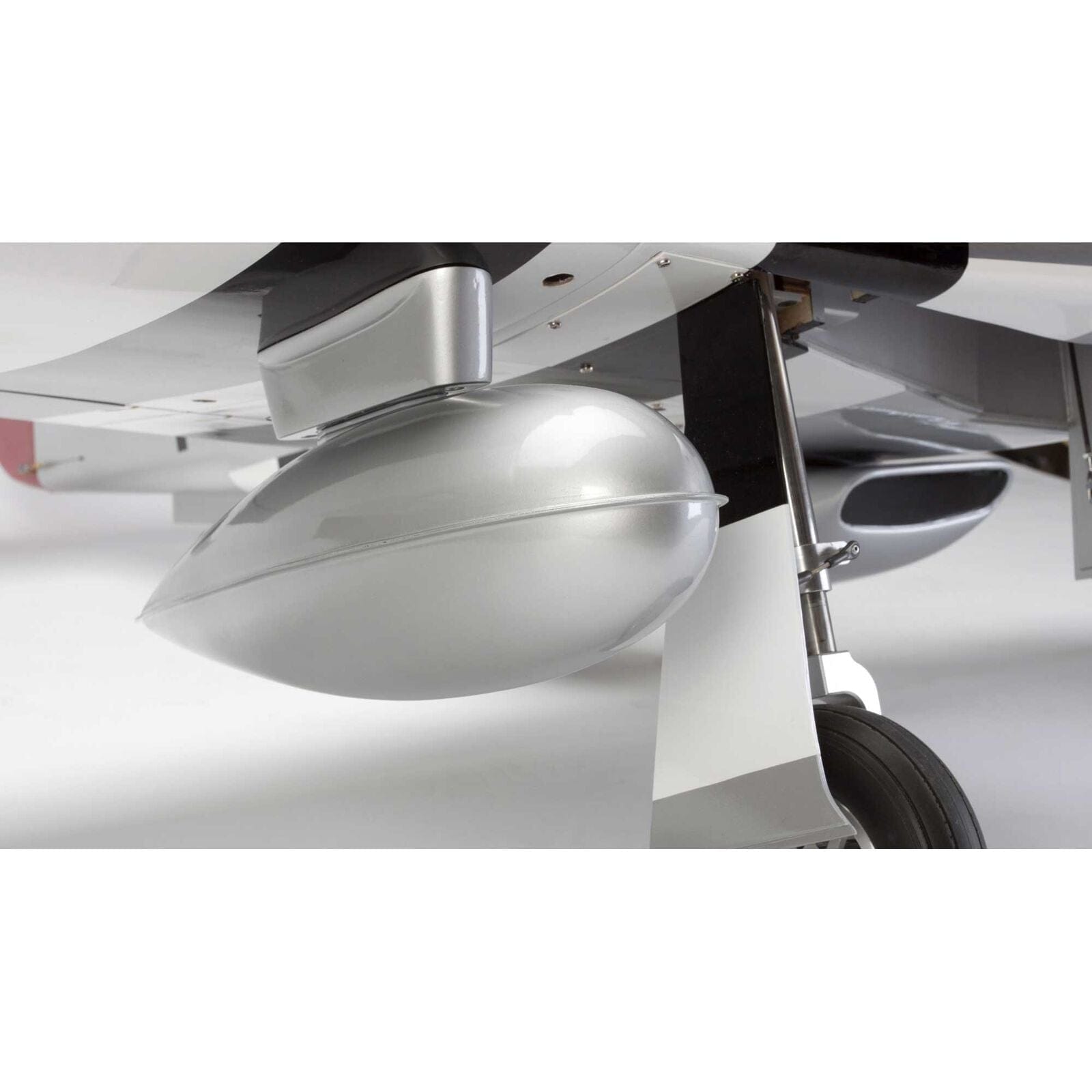 [Motor] Hangar 9 P-51D Mustang 60cc ARF 89" - iniş takımı mekanizması ve tekerlek yuvası