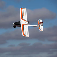 [Havada] HobbyZone AeroScout S 2 1.1m - Bulutlu gökyüzünde virajlı uçuş