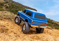 [Action] Traxxas K5 Blazer Combo - mavi gövde kaya tırmanışı arkadan