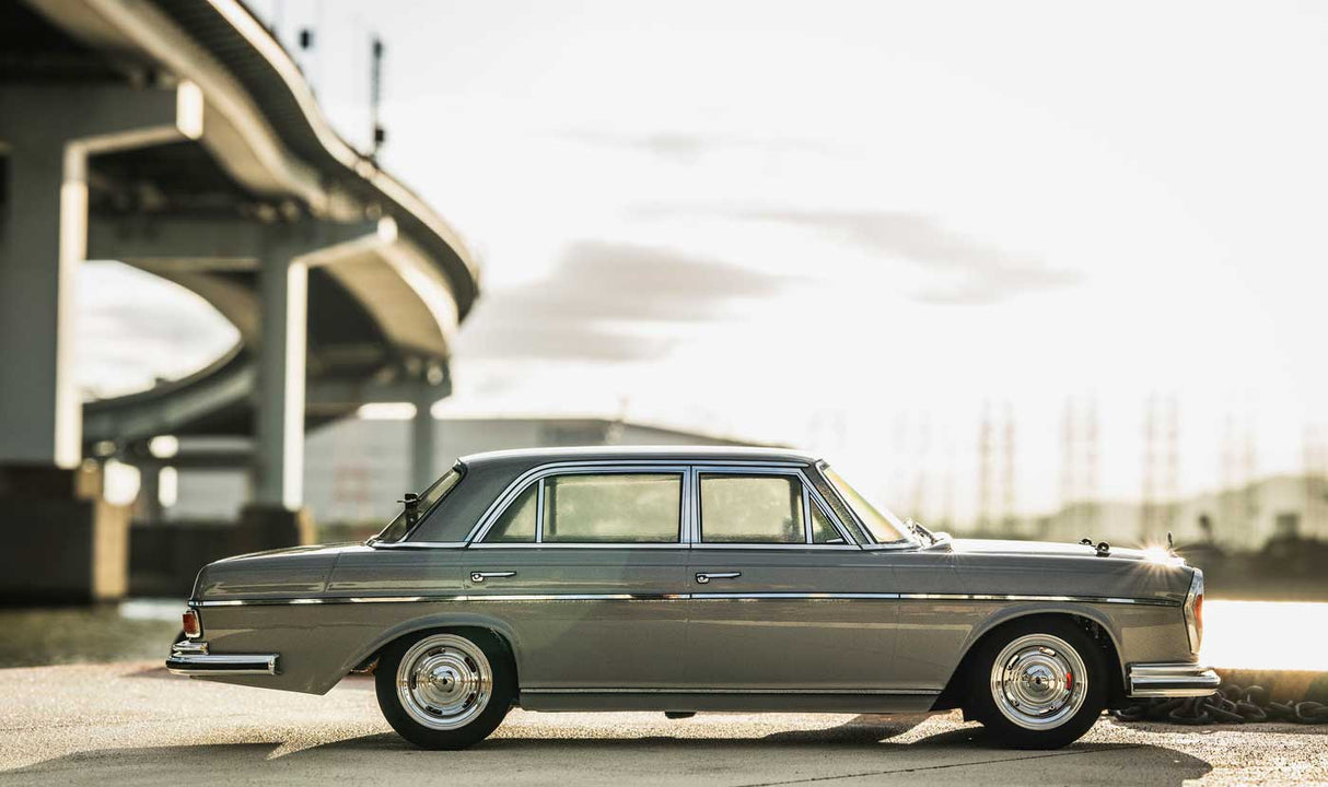 Kyosho Fazer MK2 Mercedes Benz 300 SEL 1971 1:10