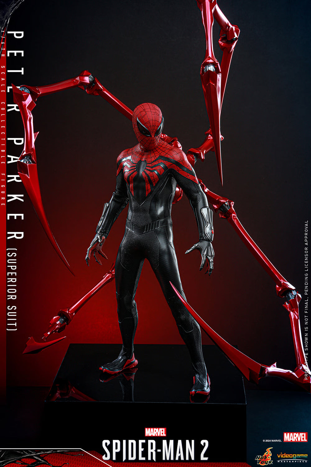 Hot Toys 1/6 Spiderman Peter Parker (Superior Suit)