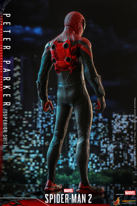 Hot Toys 1/6 Spiderman Peter Parker (Superior Suit)