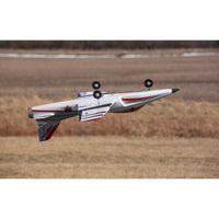 [Havada] E-Flite Habu STS 70mm EDF - Alçak geçiş, alttan görünüm