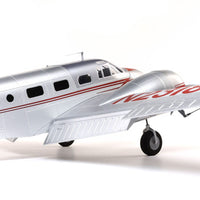 [Detay] E-flite Beechcraft D18 1.5m - Burun ve kokpit yakın çekim, pencere detayları