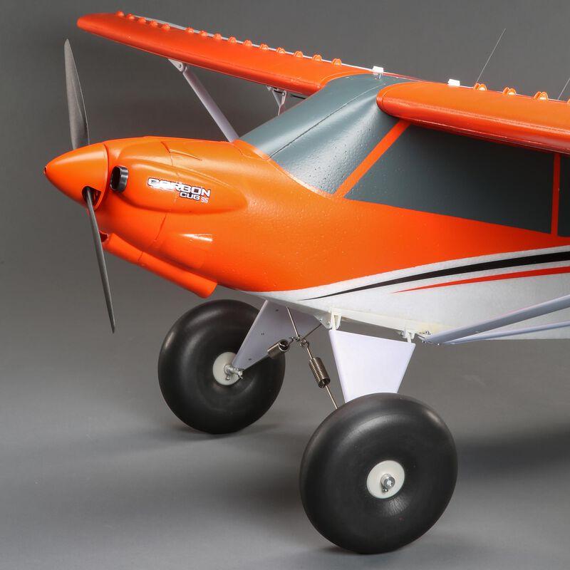 [Detay] E-Flite Carbon-Z Cub SS 2.1m - Ön bölüm pervane, motor kapağı ve tundra lastikleri