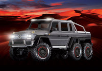 [Action] Traxxas G63 6x6 - çöl kumullarında gün batımı sahnesi