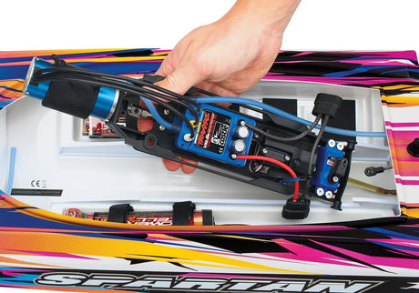 Traxxas Spartan RC Tekne